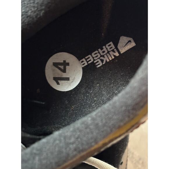 NIKE GAMER CONVERSION BASEBALL CLEATS WHITE, METAL SIZE 14 NEW WITH KEY AND TAG - Picture 2 of 10